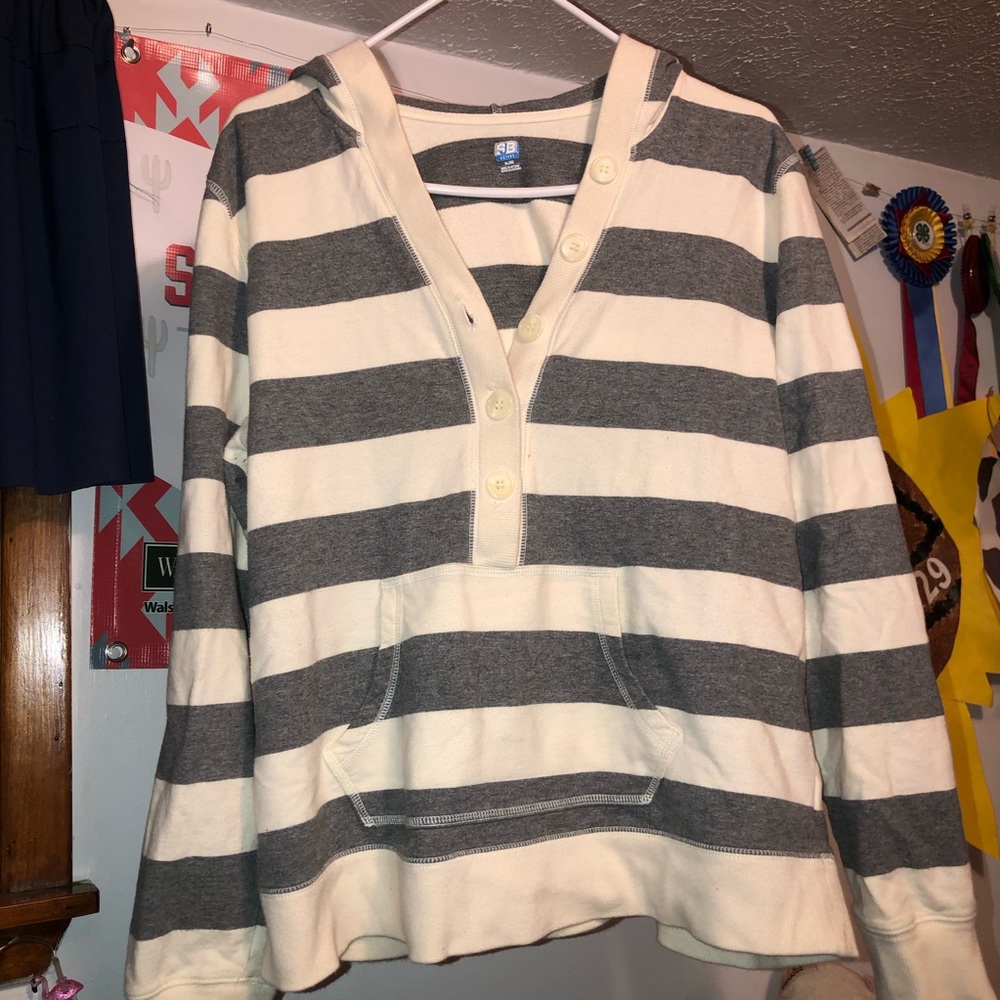 Button up Sweatshirt